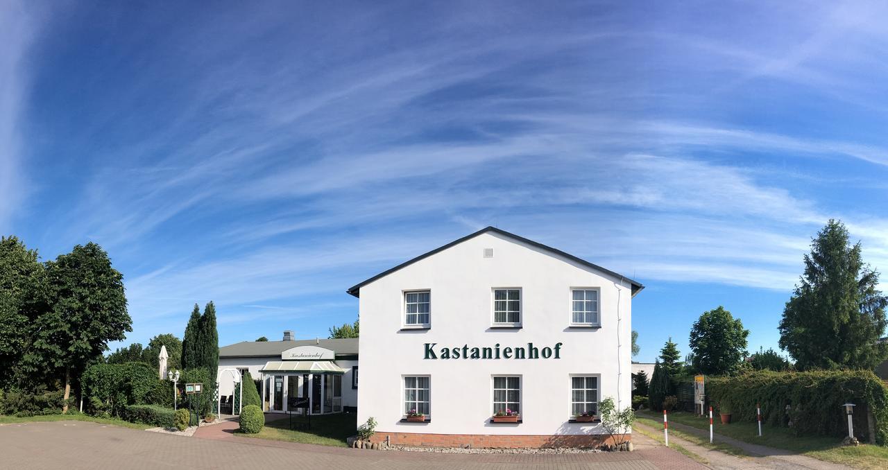 Kastanienhof Hotel Garni Цинновиц Экстерьер фото